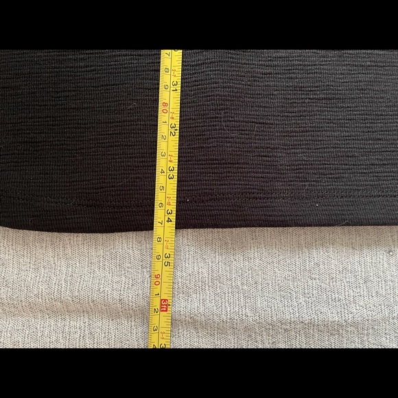 2 / $45 💥 Simple but special  black dress ✨✨ POCKETS - NWT - Picture 9 of 10